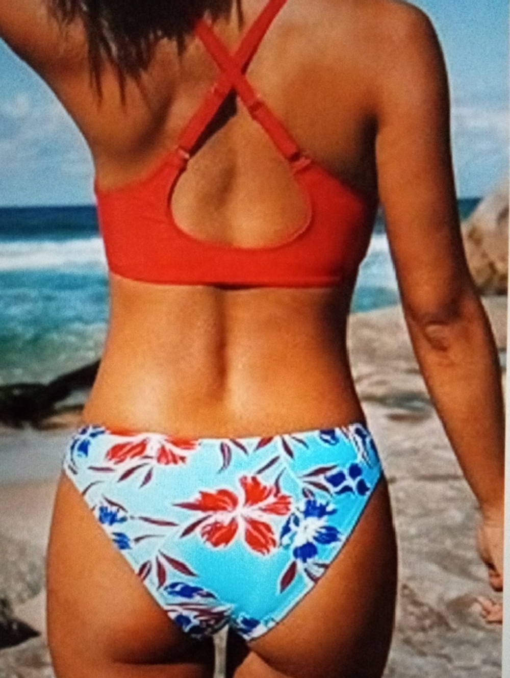 Cupshe Red Twist Bikini Top with Aqua Floral Bottom. Size SM *Flaw